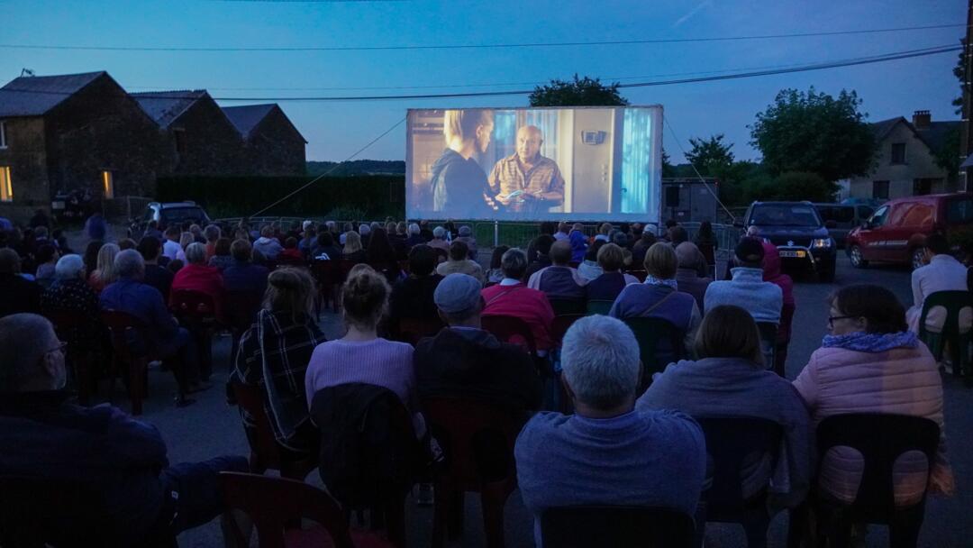 Inauguration cinema en plein air Chilly