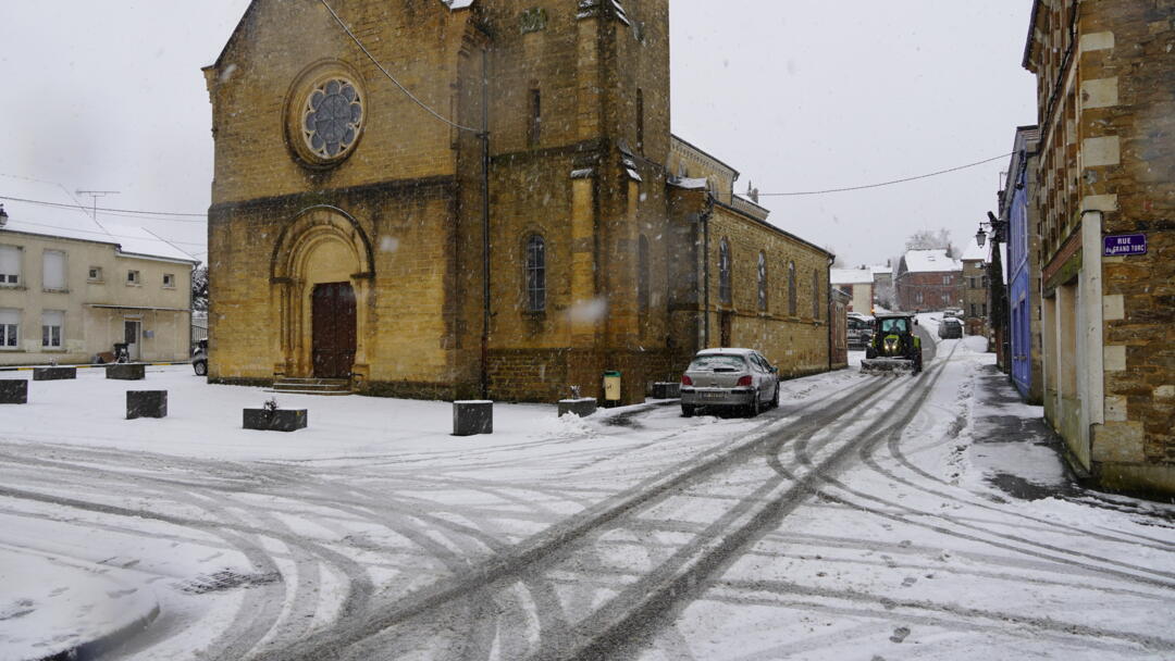 Deneigement à MAUBERT-Fontaine