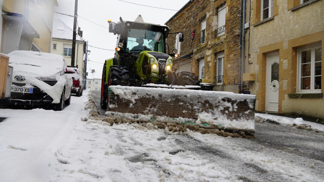 Deneigement à MAUBERT-Fontaine