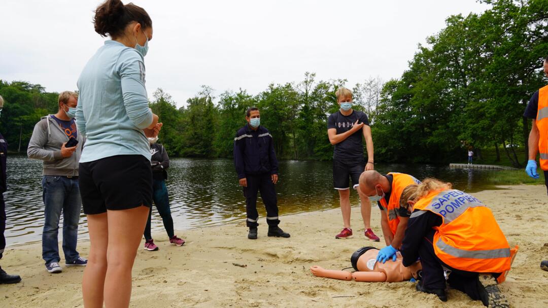 Rencontre sapeur pompier et nageur sauveteur etang de la motte