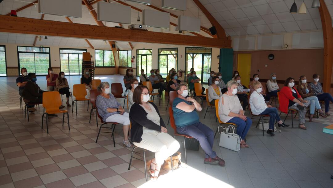 reunion personnel ecole juillet 2021