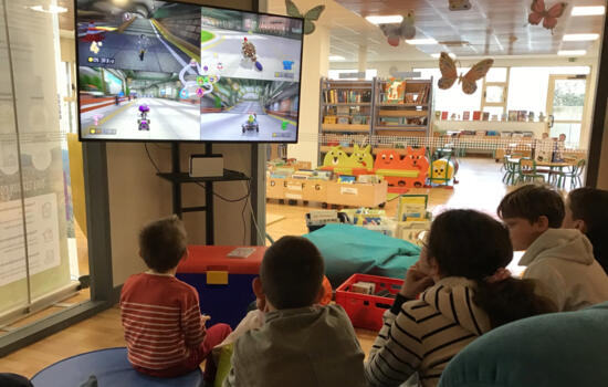 enfants participant à l'animation