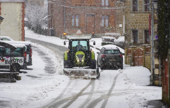 Deneigement à MAUBERT-Fontaine