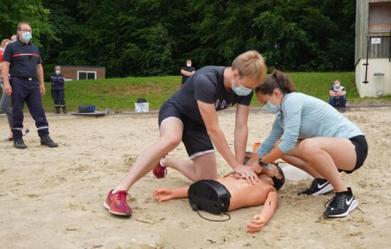 Rencontre sapeur pompier et nageur sauveteur etang de la motte