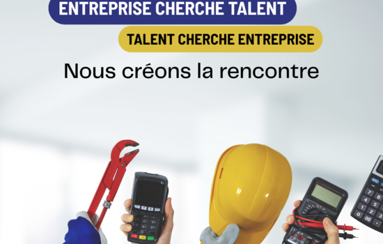 photo d'outils et casque pour illustrer le job dating